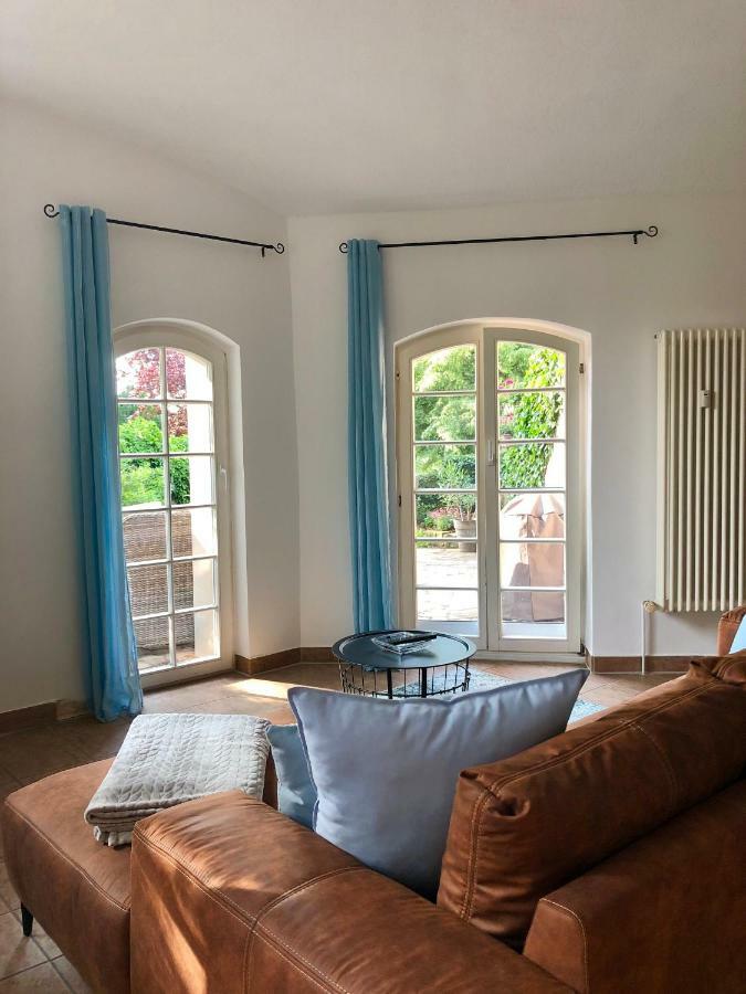 Ferienwohnung Am Wasser Villa Graf Von Pfeil Dresden Exterior foto